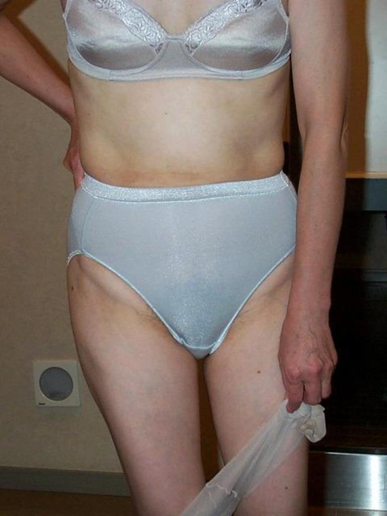 おばさん パンツ 画像 掲示板