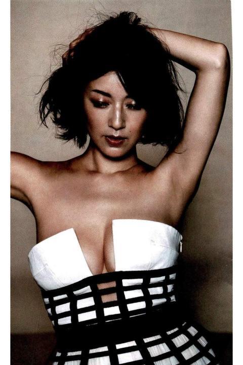 セクシーな高岡早紀3