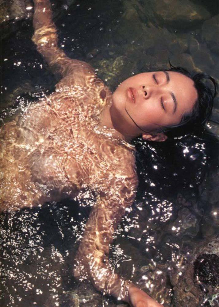 坂井泉水 ヌード！綺麗な全裸 …